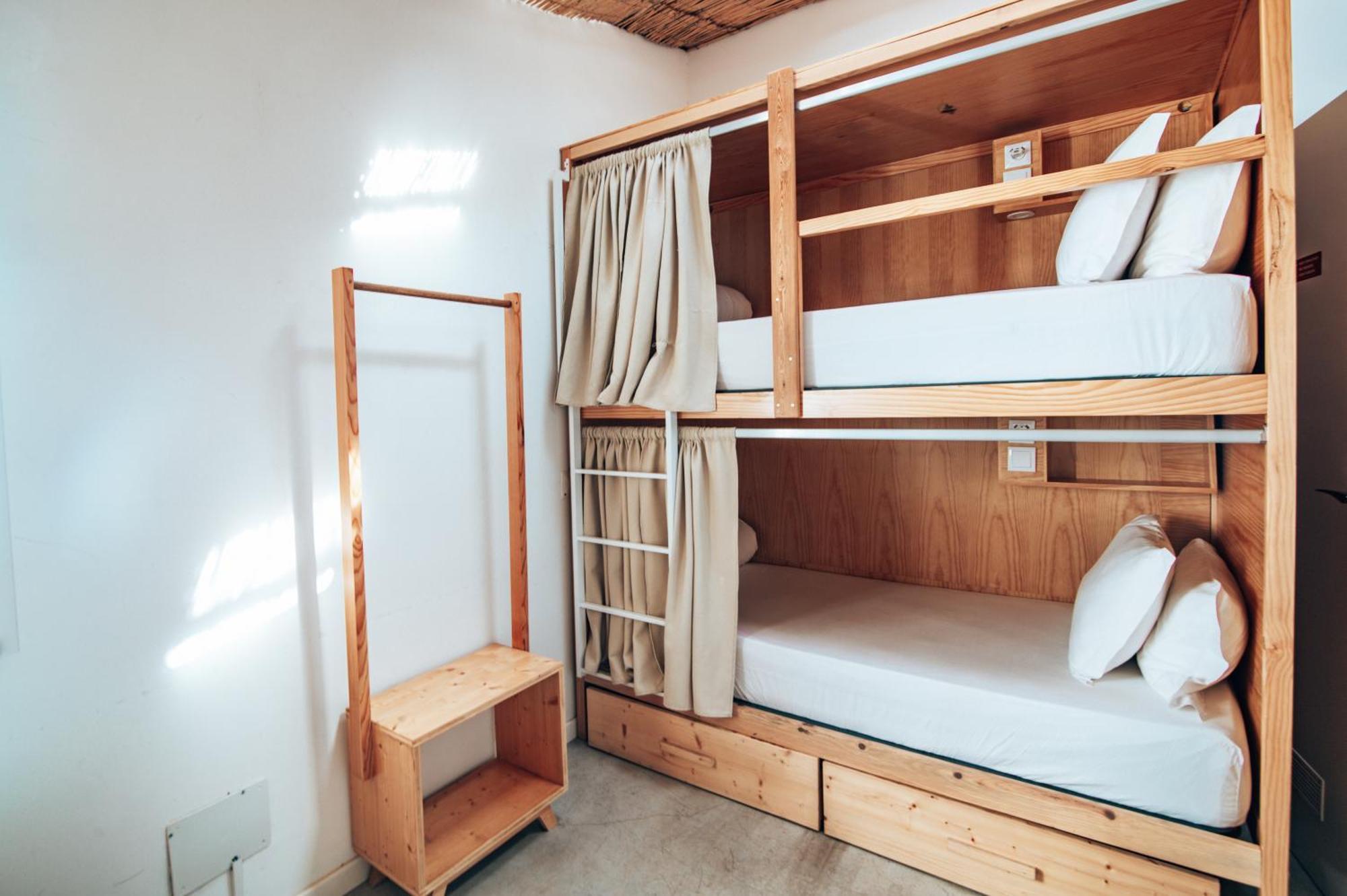 Selina Boavista Ericeira Hostel Room photo